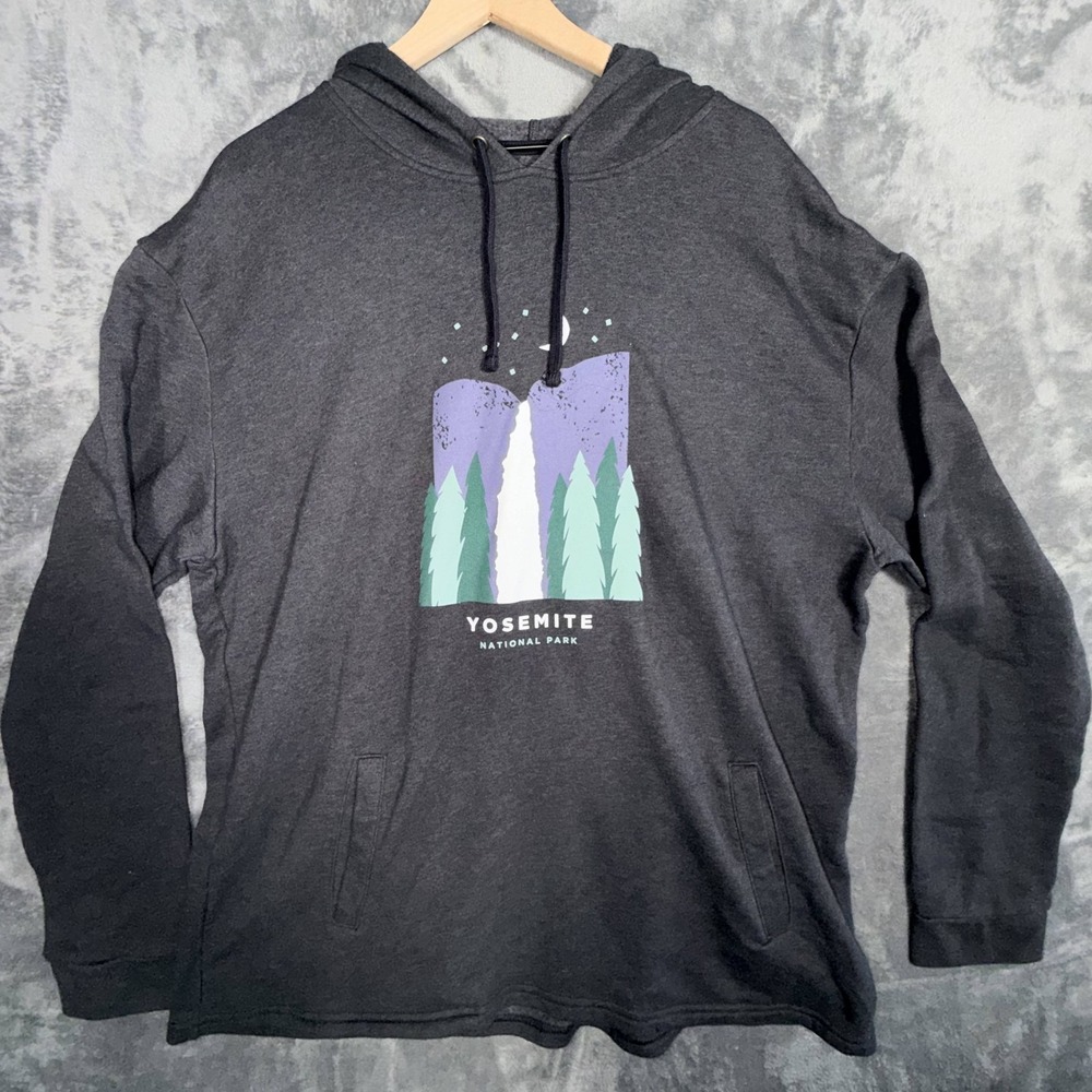 Yosemite National Park Mens Hoodie Pullover Sweatshirt Dark Gray Graphic Print